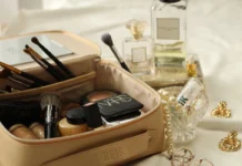 How to Pack Makeup and Skincare for Travel makeup